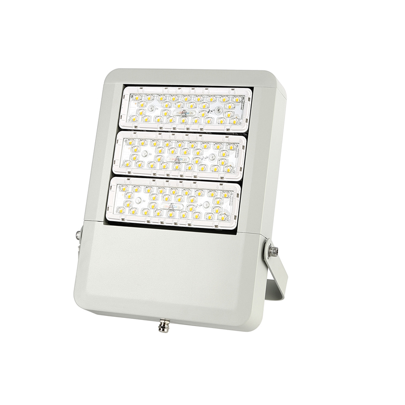 LED LED LED LED LED LED LED 240 W LUMEN IP66