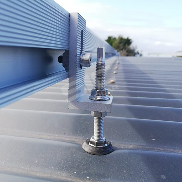 Śruby wieszakowe solarne do metalowej blachy dachowej